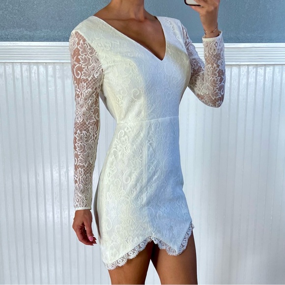 NBD X Revolve Don't Look Back White Lace Mini Dress Sz S - Picture 3 of 7